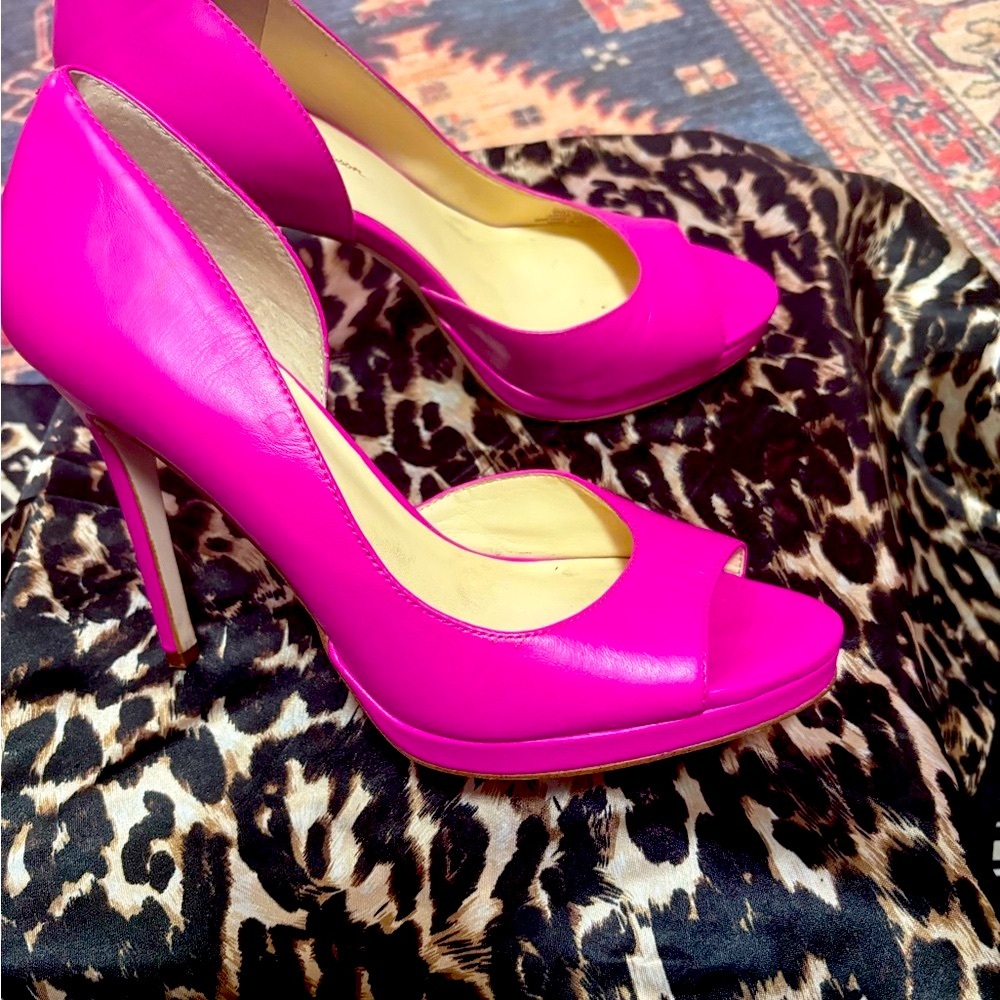 Jessica Simpson Fuchsia Peep-Toe Heels